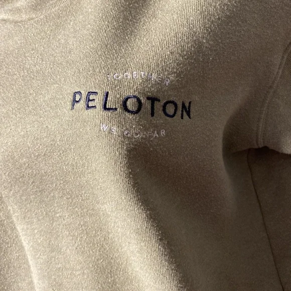 Peloton Sweatshirt Green Womens Small Turtleneck Cowl Neck Thumb Holes - Picture 3 of 7